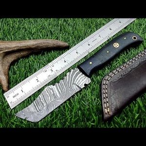 Tanto Tracker Knife with  Handle and Sheath NWOT